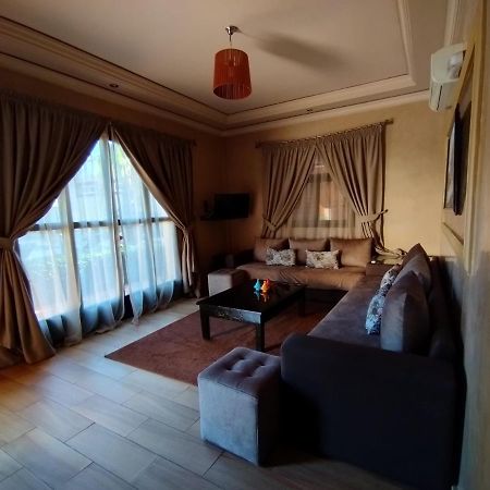 ApartHotel Nzaha Tahanaout Bagian luar foto