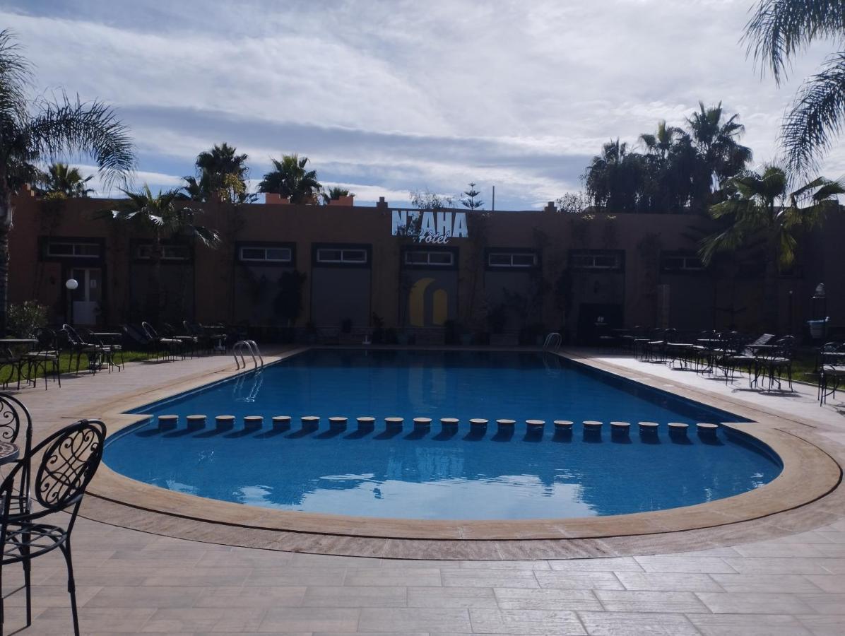ApartHotel Nzaha Tahanaout Bagian luar foto