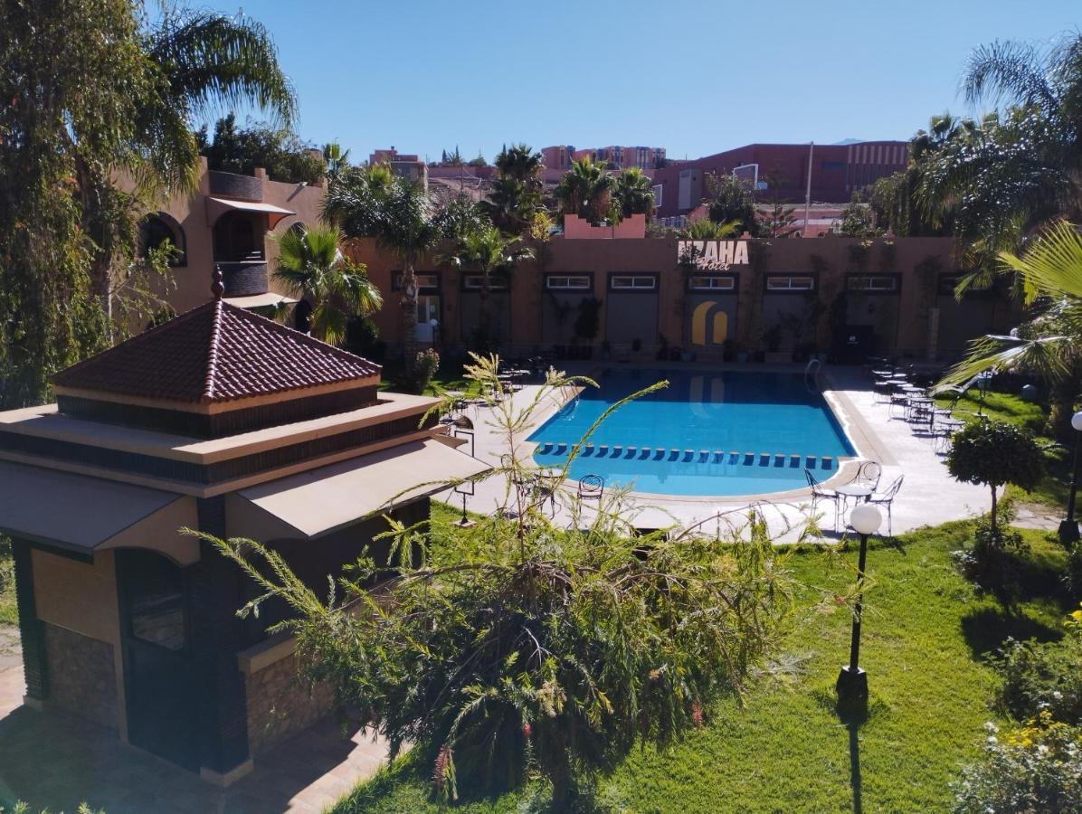 ApartHotel Nzaha Tahanaout Bagian luar foto