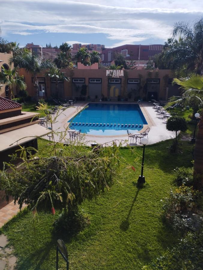 ApartHotel Nzaha Tahanaout Bagian luar foto